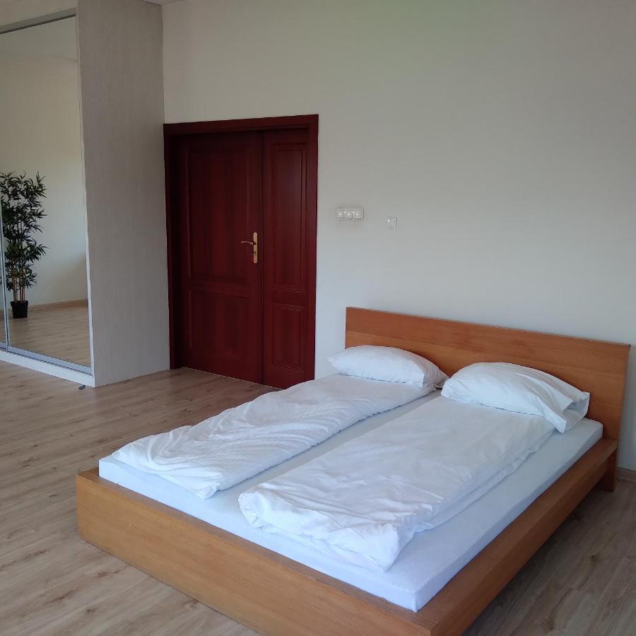 Apartamenty Hierowskiego 60G คาโตวีตเซ ภายนอก รูปภาพ