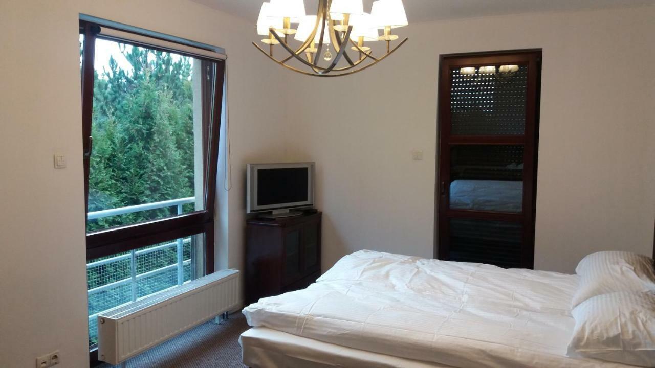 Apartamenty Hierowskiego 60G คาโตวีตเซ ภายนอก รูปภาพ